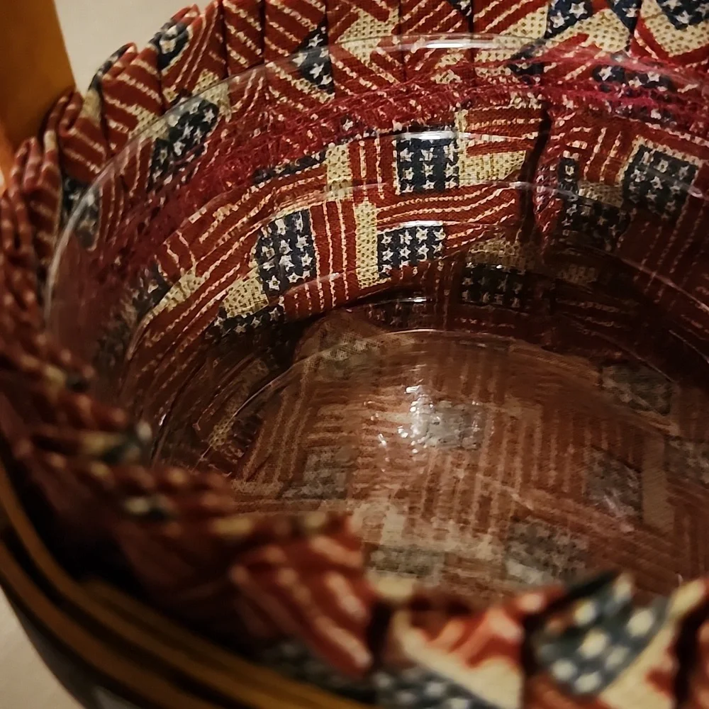 Longaberger 1997 Inaugural Basket with Handle
